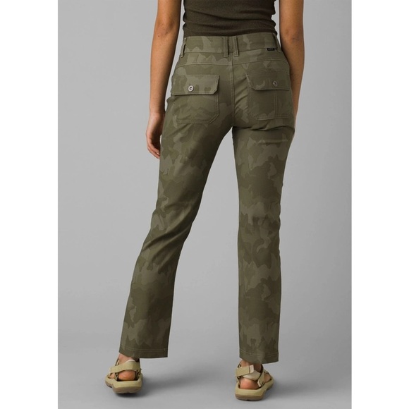 NWT PRANA HALLE STRAIGHT PANTS 2 in SAGE CAMO - Picture 2 of 2